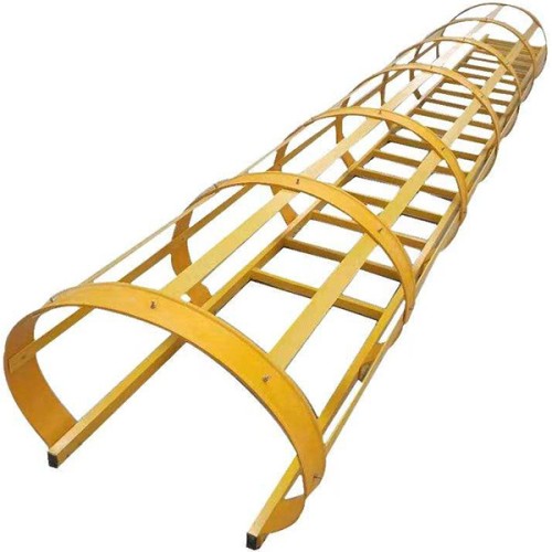Scala A Gabbia In Fibra Di Vetro